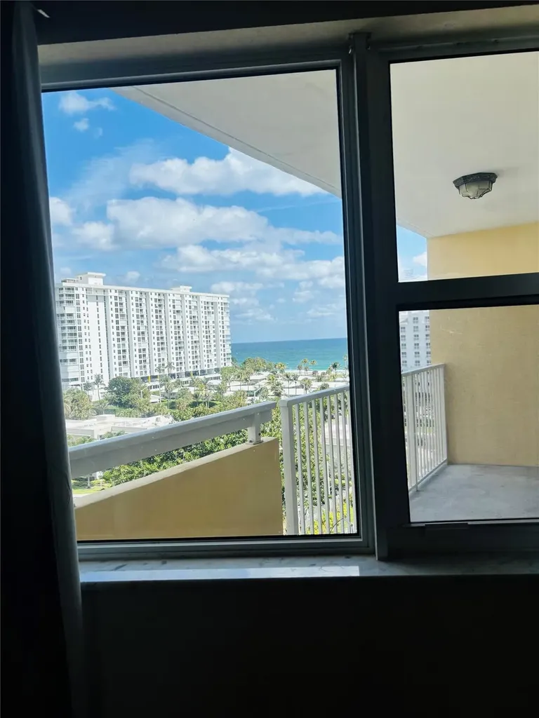 1200 Hibiscus Avenue Pompano Beach FL 33062