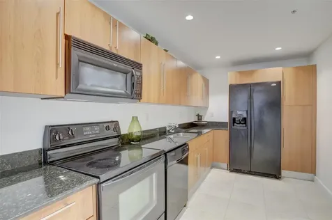 3000 S Ocean Drive Hollywood FL 33019