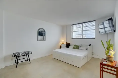 3000 S Ocean Drive Hollywood FL 33019