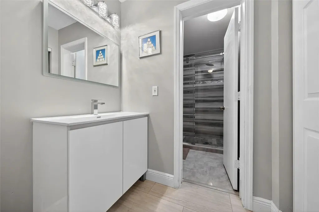 204 Lincoln Court Deerfield Beach FL 33442