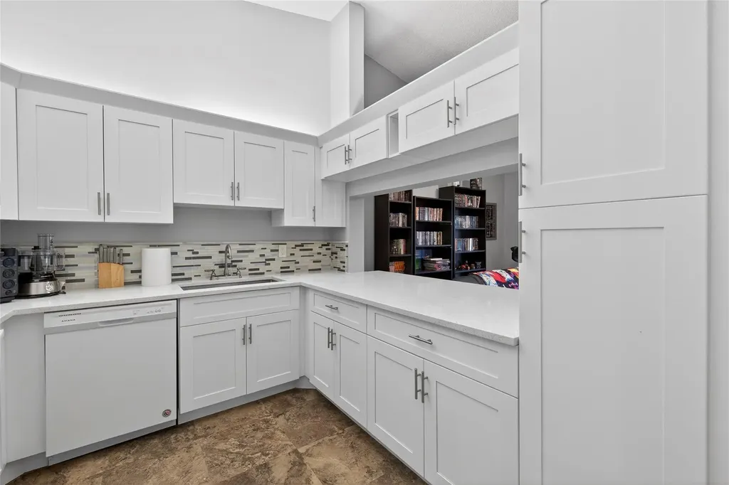 204 Lincoln Court Deerfield Beach FL 33442