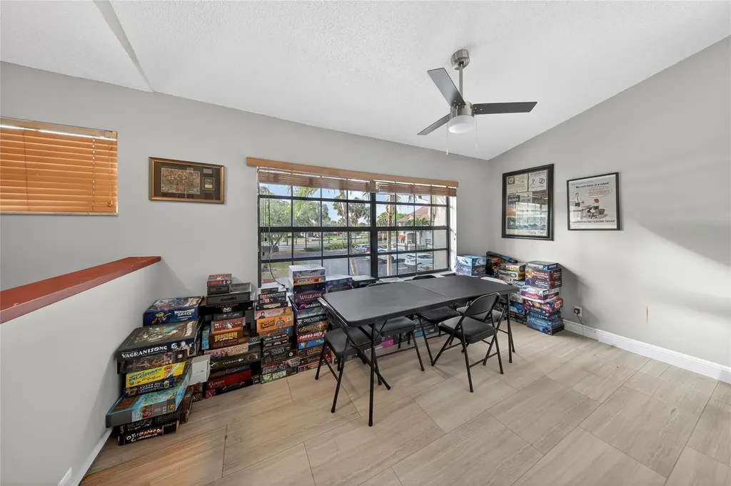 204 Lincoln Court Deerfield Beach FL 33442