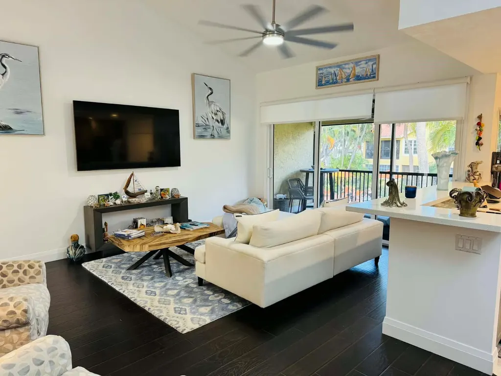 2121 S Ocean Boulevard Pompano Beach FL 33062