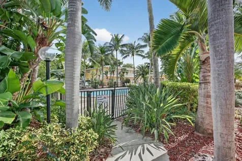 4051 NE 13th Avenue Fort Lauderdale FL 33334
