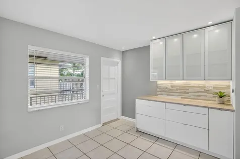 4051 NE 13th Avenue Fort Lauderdale FL 33334
