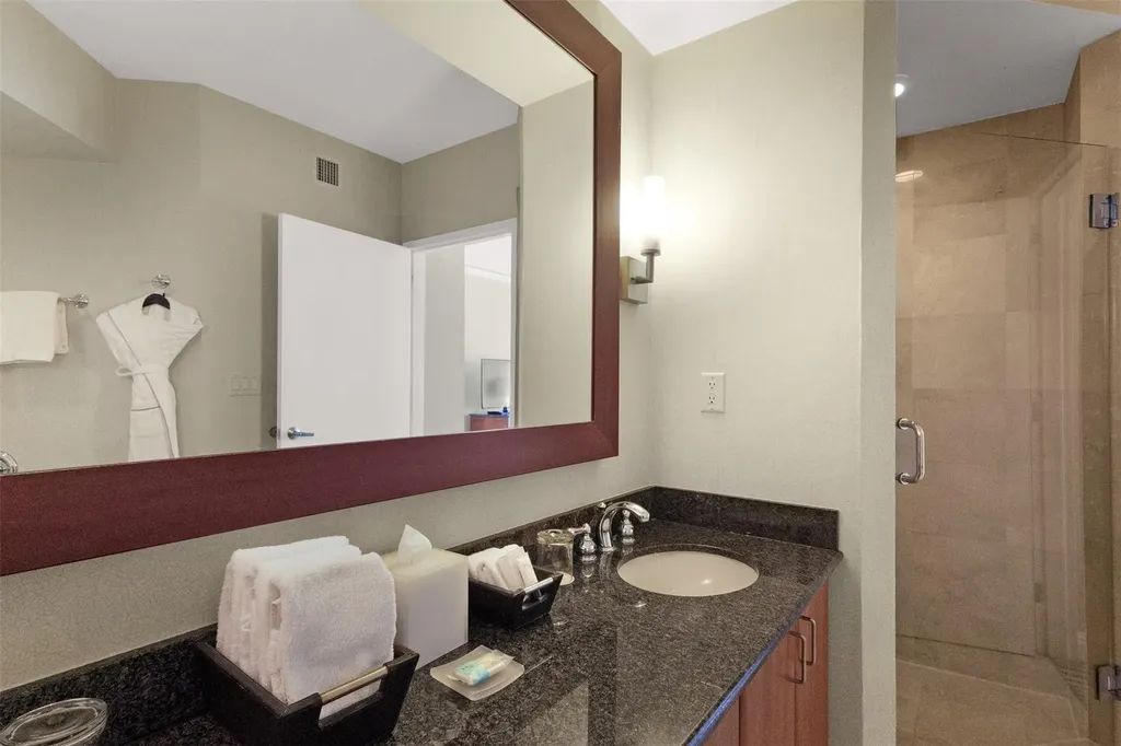 18001 Collins Avenue Sunny Isles Beach FL 33160