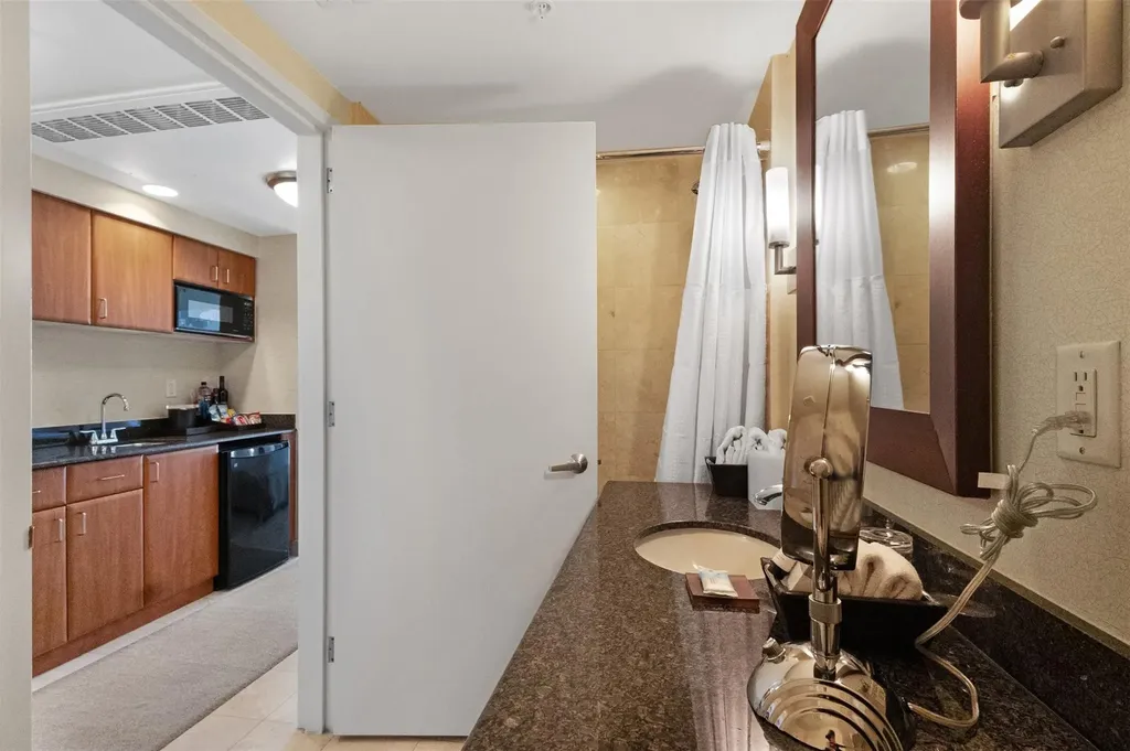 18001 Collins Avenue Sunny Isles Beach FL 33160