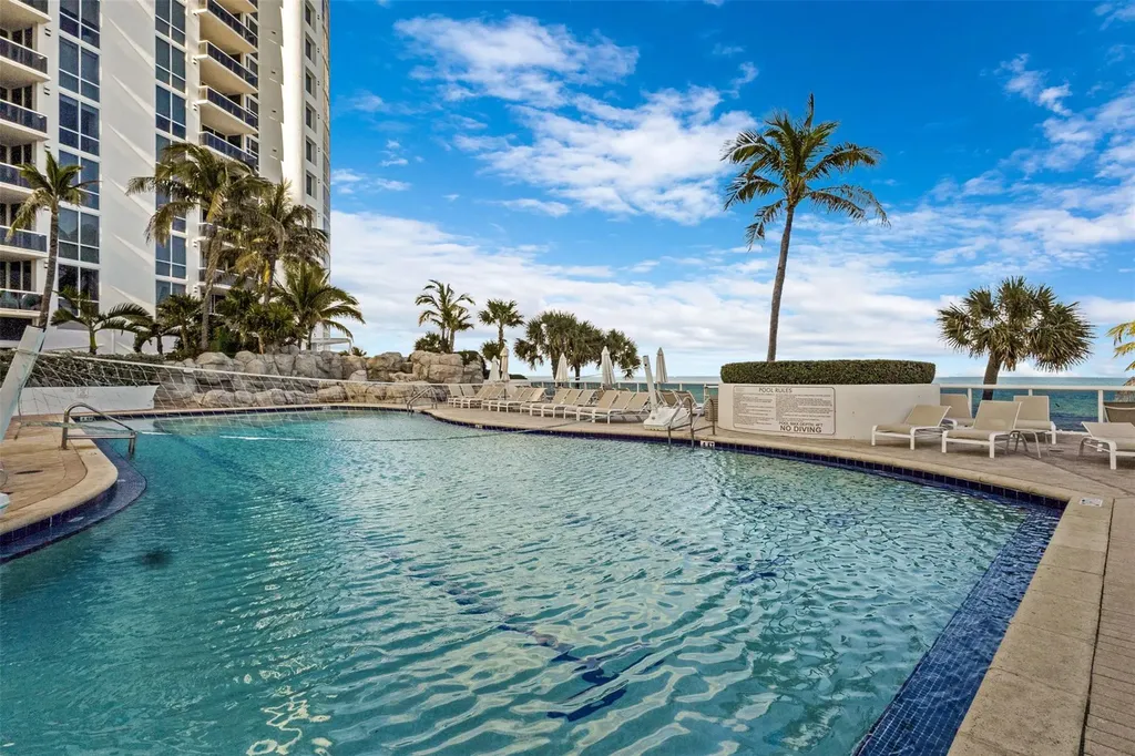 18001 Collins Avenue Sunny Isles Beach FL 33160