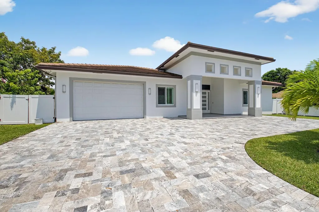 711 NE 6th Street Boca Raton FL 33432
