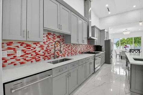711 NE 6th Street Boca Raton FL 33432