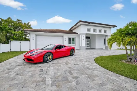 711 NE 6th Street Boca Raton FL 33432