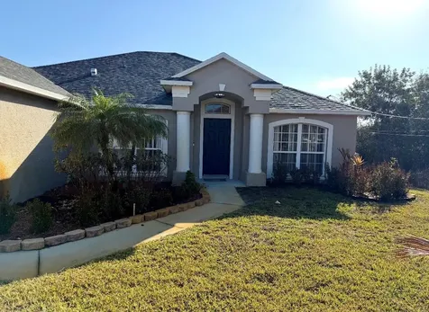 4255 SW Daemon Street Port St Lucie FL 34953