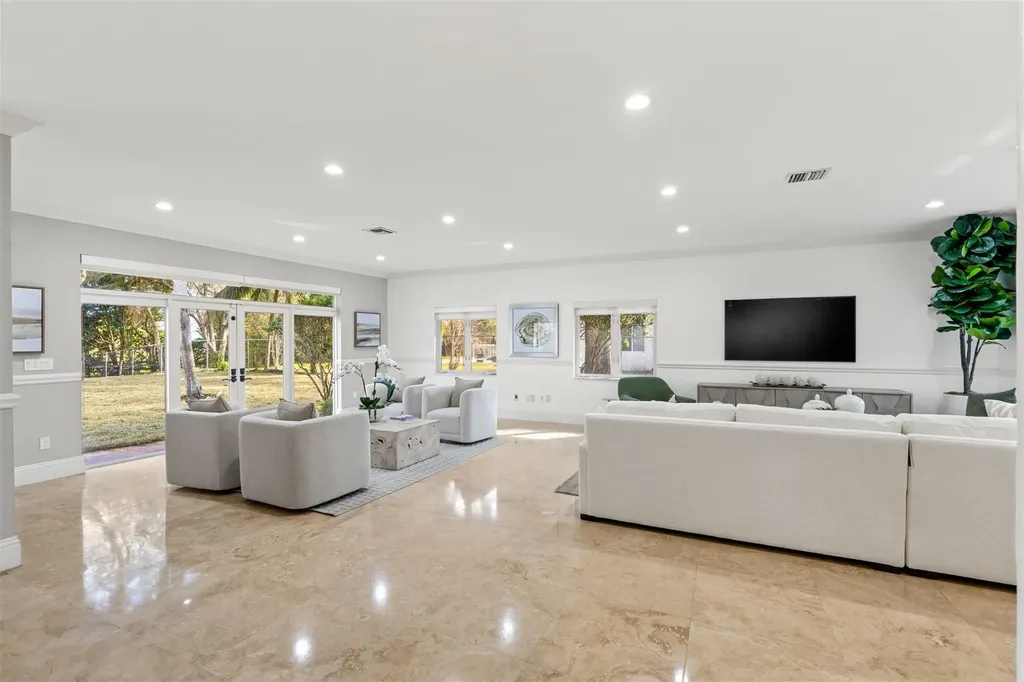 1704 SW 142nd Avenue Davie FL 33325