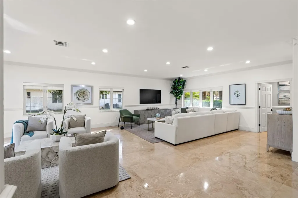 1704 SW 142nd Avenue Davie FL 33325