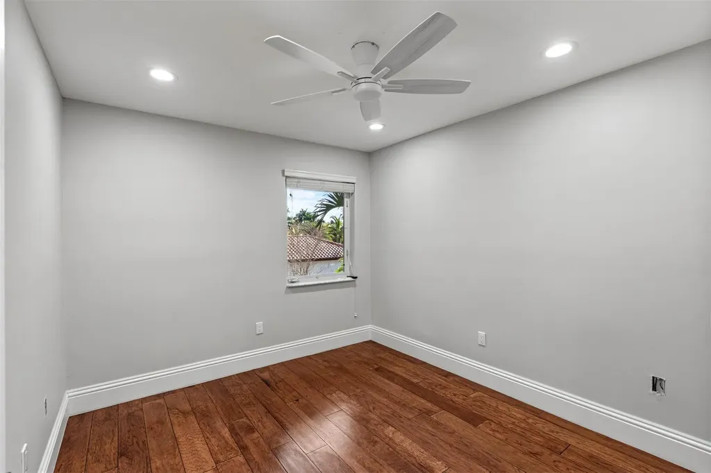 1704 SW 142nd Avenue Davie FL 33325