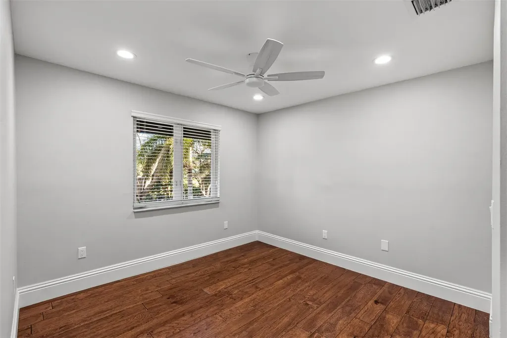 1704 SW 142nd Avenue Davie FL 33325