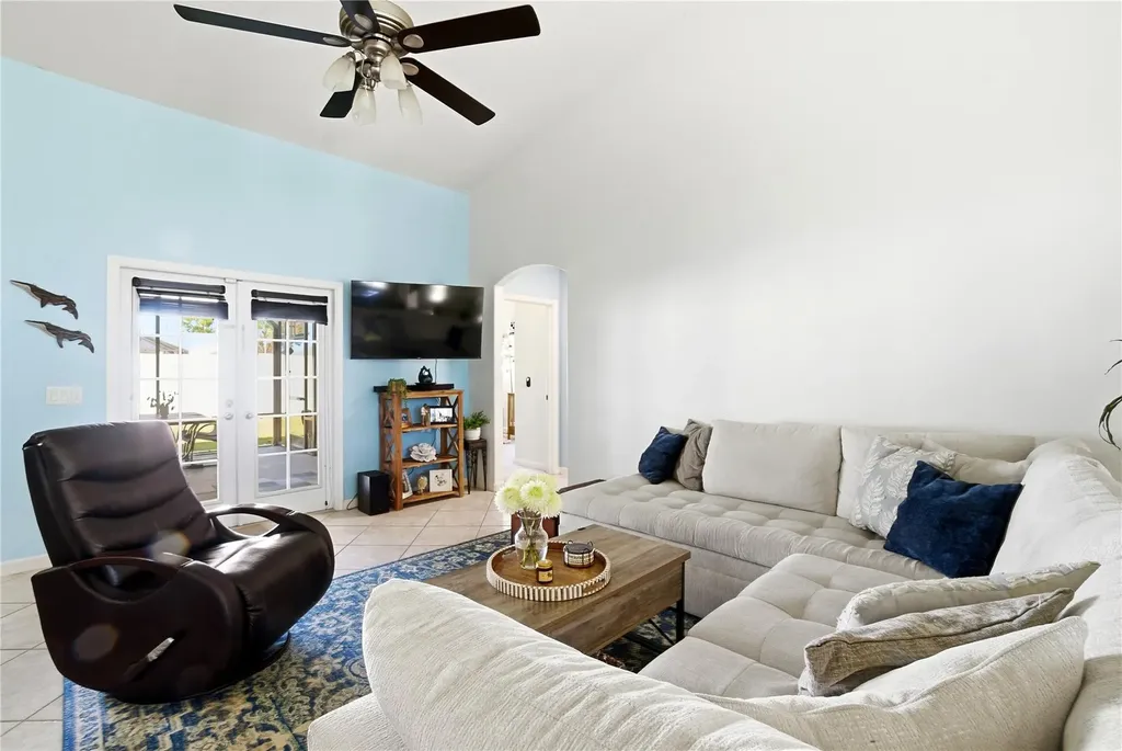 1209 SW Emerald Avenue Port St Lucie FL 34953