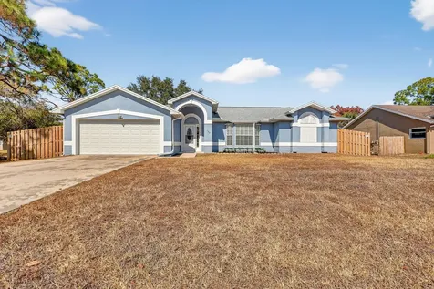165 SW Eyerly Avenue Port St Lucie FL 34983