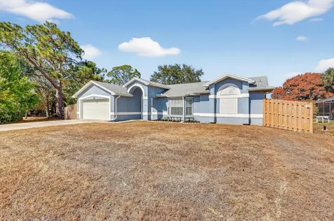 165 SW Eyerly Avenue Port St Lucie FL 34983