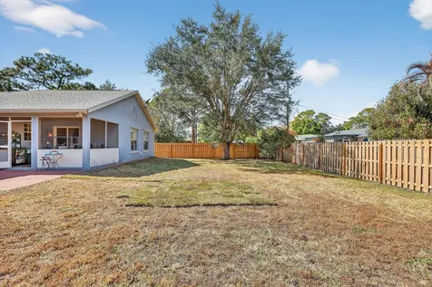 165 SW Eyerly Avenue Port St Lucie FL 34983