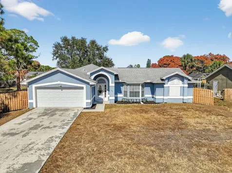 165 SW Eyerly Avenue Port St Lucie FL 34983