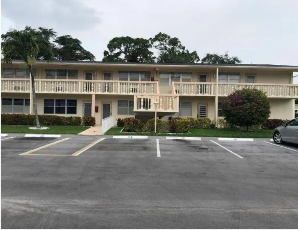 91 Ventnor Deerfield Beach FL 33442