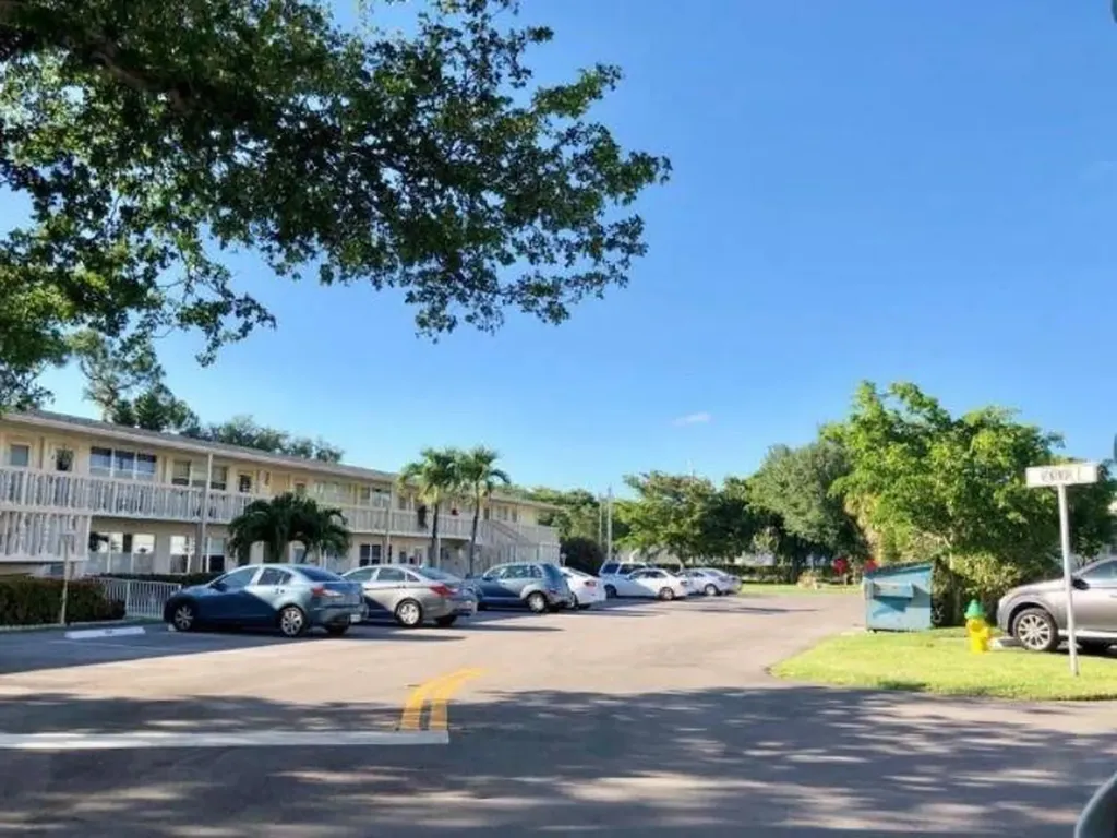 91 Ventnor Deerfield Beach FL 33442