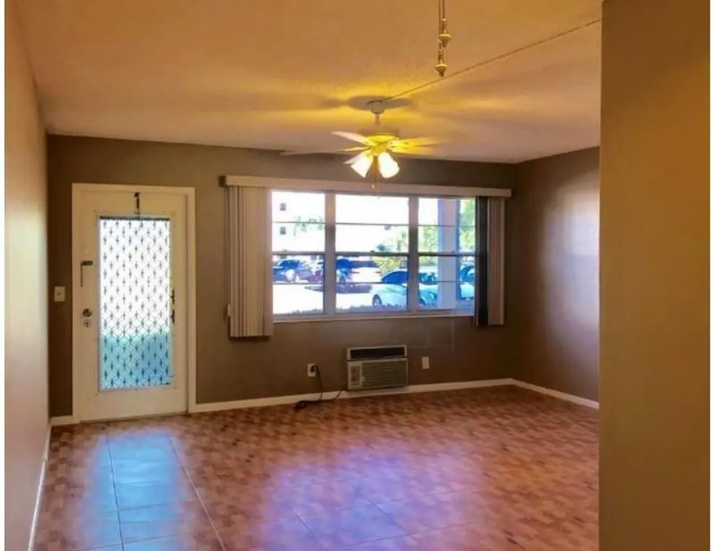 91 Ventnor Deerfield Beach FL 33442