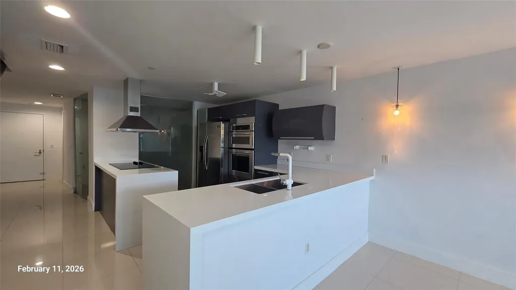 2950 NE 188th Street Aventura FL 33180