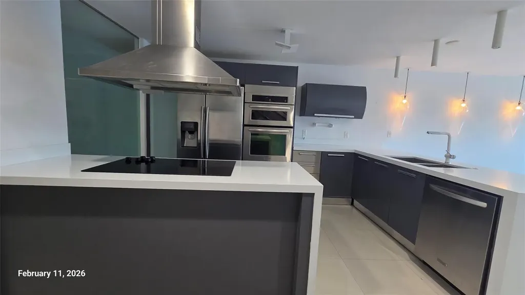 2950 NE 188th Street Aventura FL 33180