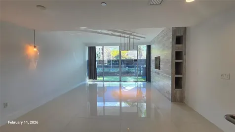 2950 NE 188th Street Aventura FL 33180