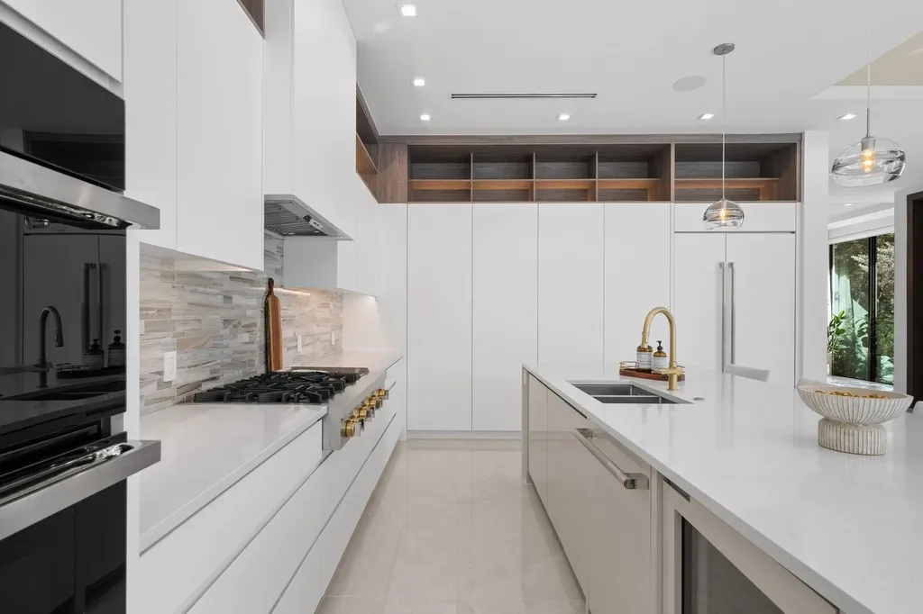 1111 SE 9th Avenue Fort Lauderdale FL 33316