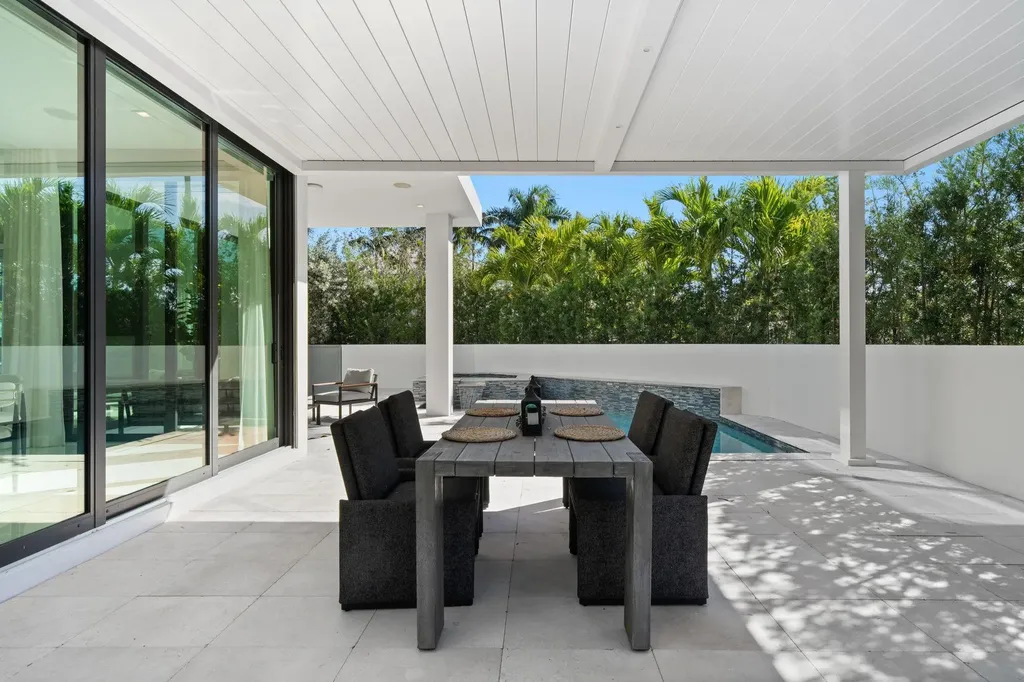 1111 SE 9th Avenue Fort Lauderdale FL 33316