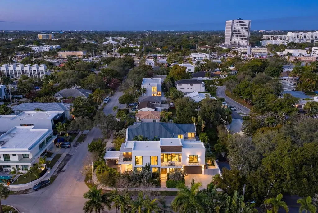 1111 SE 9th Avenue Fort Lauderdale FL 33316
