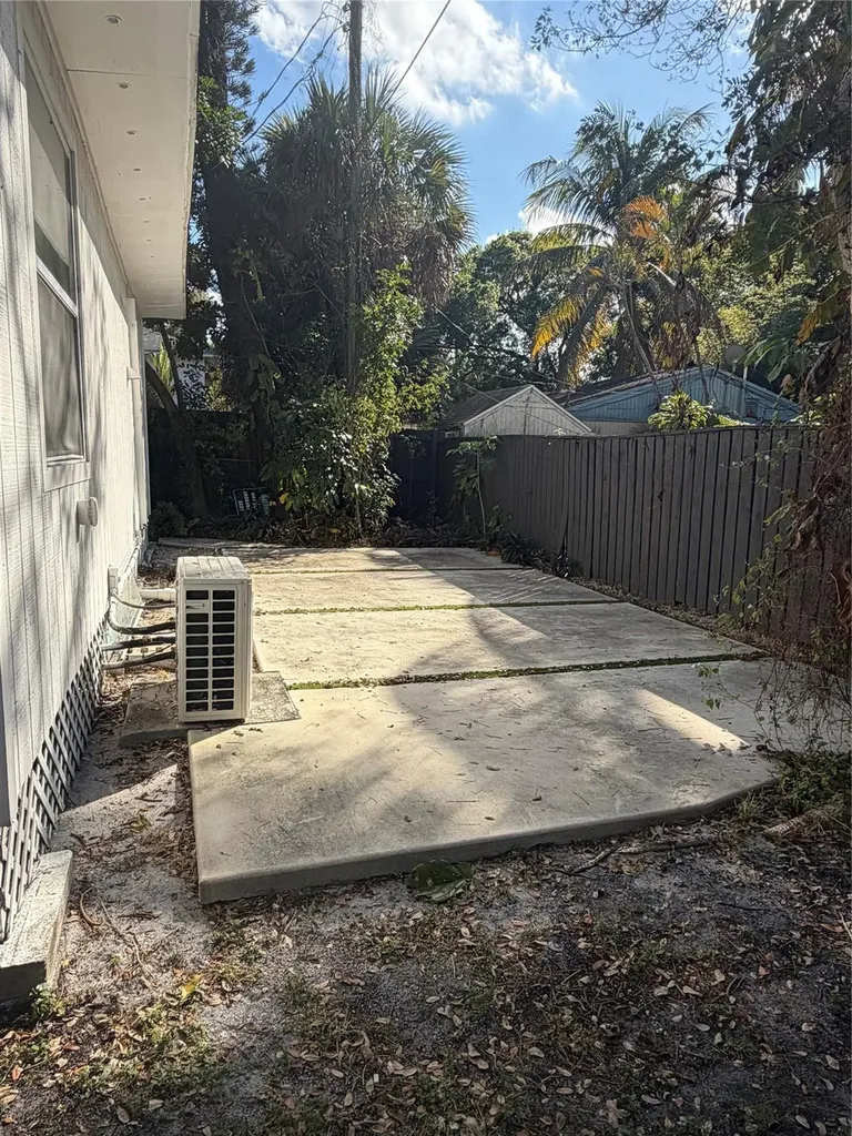 615 SW 14th Avenue Fort Lauderdale FL 33312