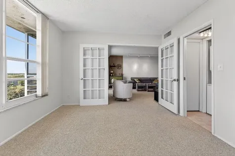 575 Oaks Lane Pompano Beach FL 33069