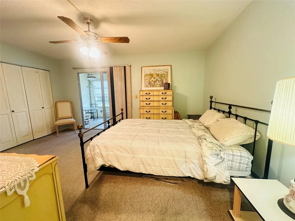 162 Grantham E Deerfield Beach FL 33442