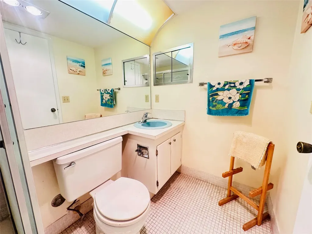 162 Grantham E Deerfield Beach FL 33442