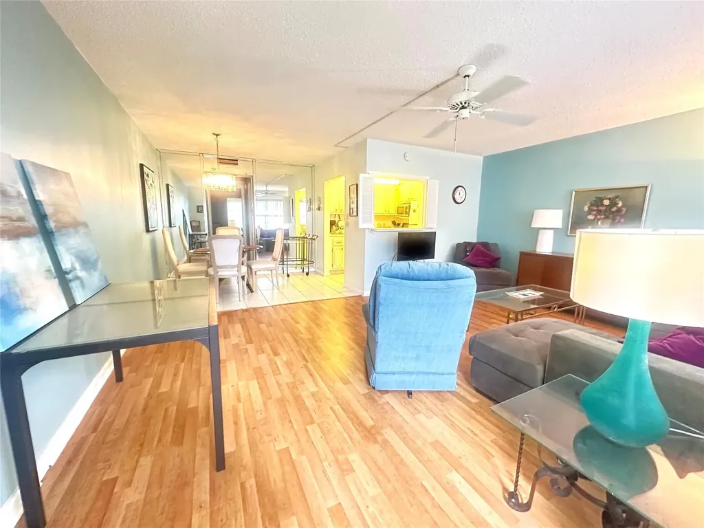 162 Grantham E Deerfield Beach FL 33442