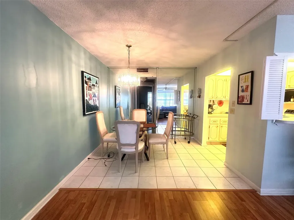 162 Grantham E Deerfield Beach FL 33442
