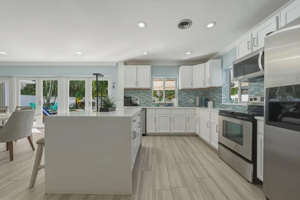 3036 NE 19 Street Fort Lauderdale FL 33305
