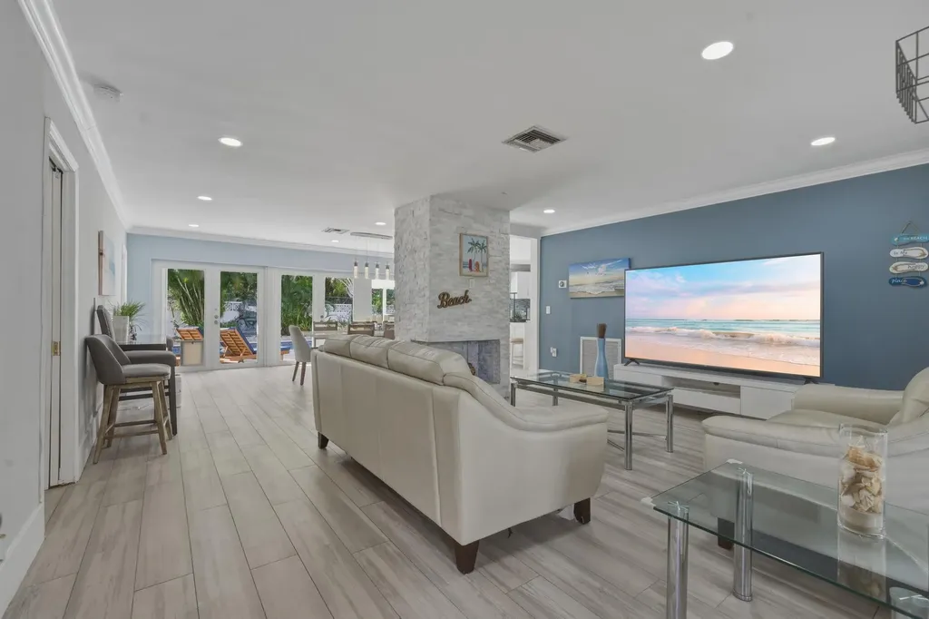 3036 NE 19 Street Fort Lauderdale FL 33305
