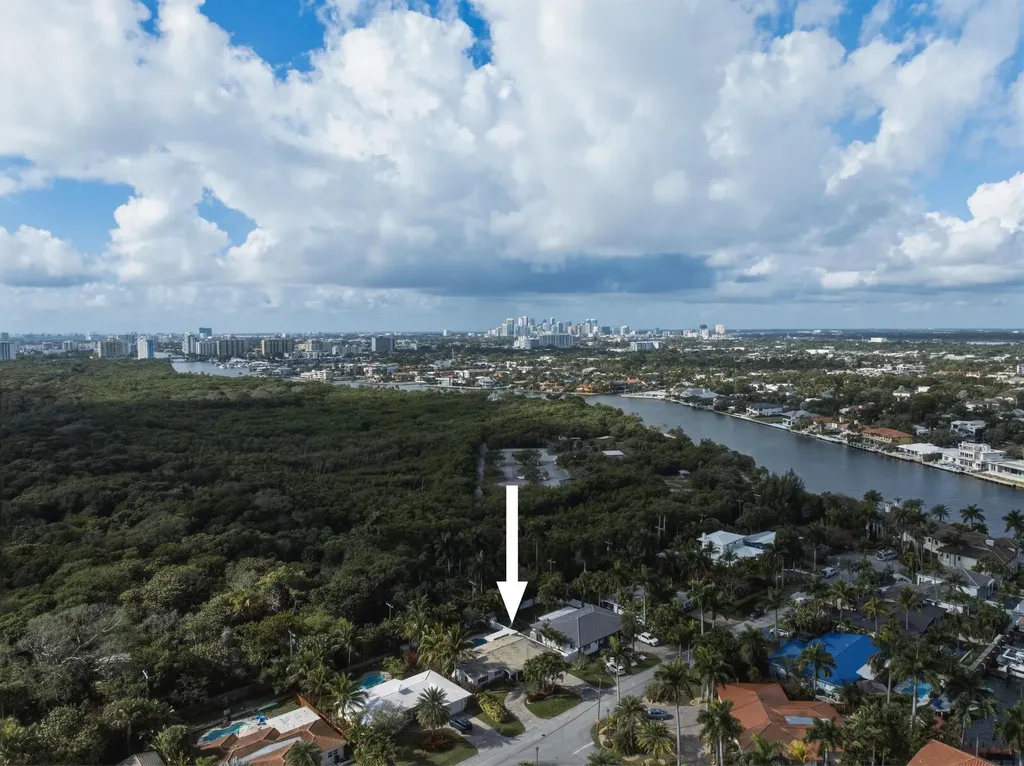 3036 NE 19 Street Fort Lauderdale FL 33305