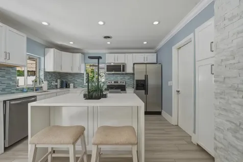3036 NE 19 Street Fort Lauderdale FL 33305