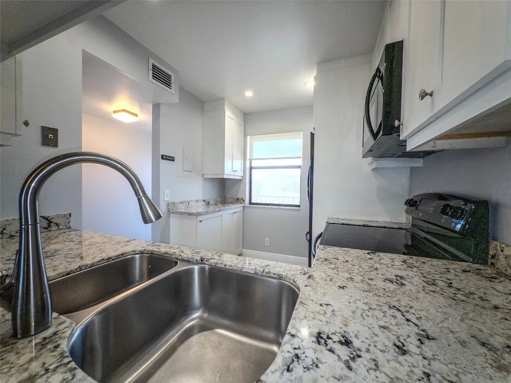 10332 Sunrise Lakes Boulevard Sunrise FL 33322
