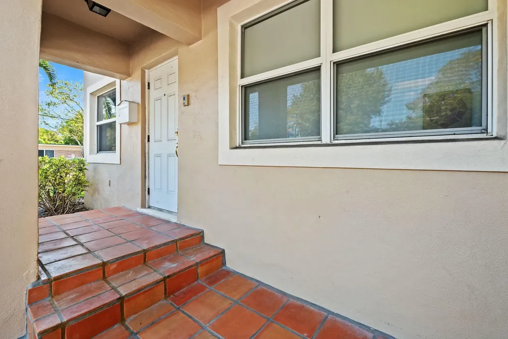 1901 SE 4th Avenue Fort Lauderdale FL 33316