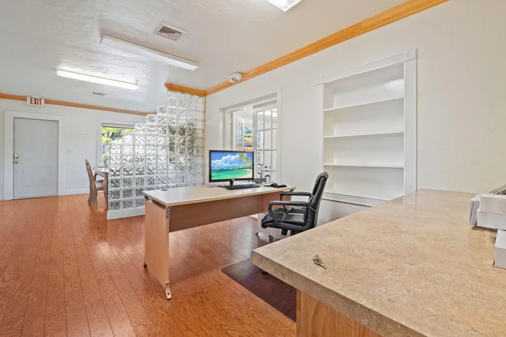 1901 SE 4th Avenue Fort Lauderdale FL 33316