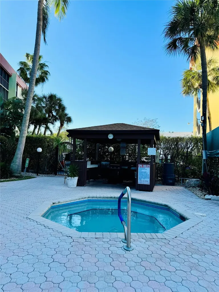 5300 NE 24th Terrace Fort Lauderdale FL 33308