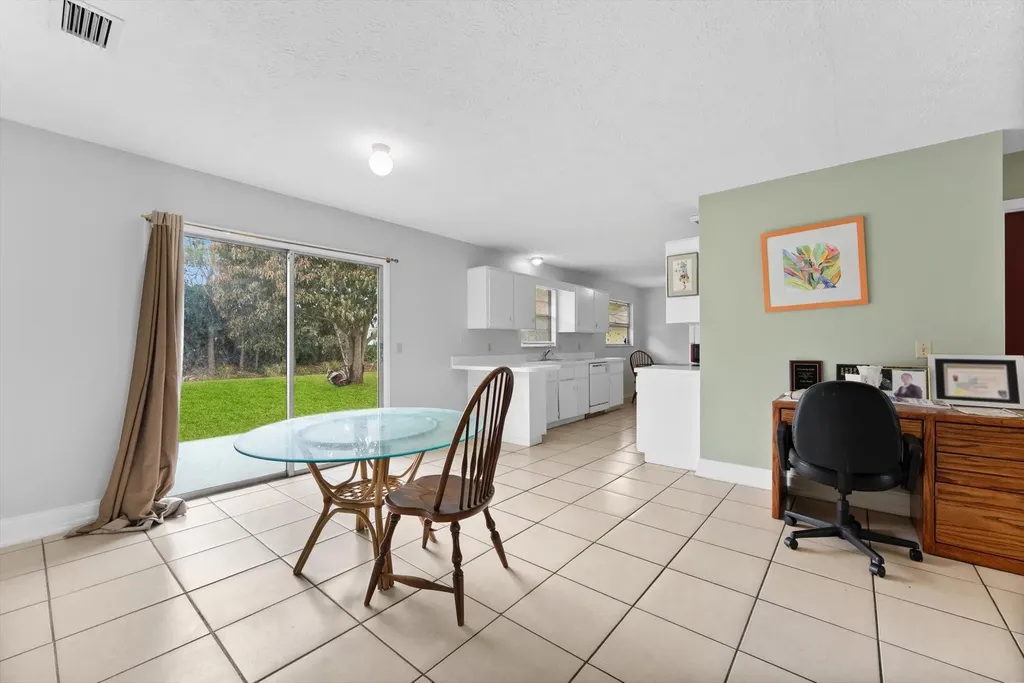 636 SW Eyerly Avenue Port St Lucie FL 34983