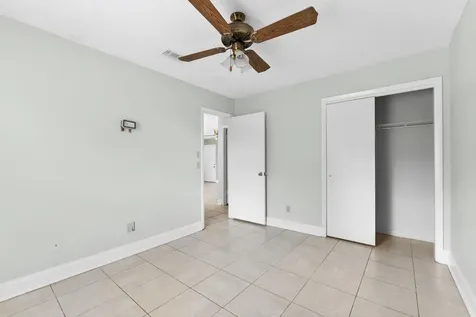636 SW Eyerly Avenue Port St Lucie FL 34983